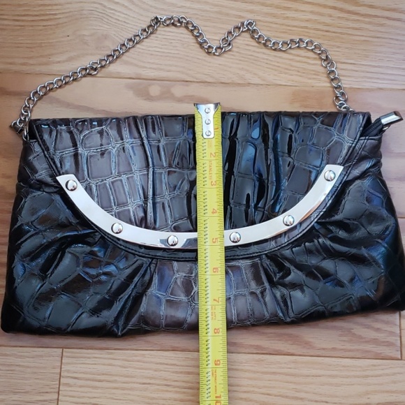 Silver/black clutch - Picture 6 of 7